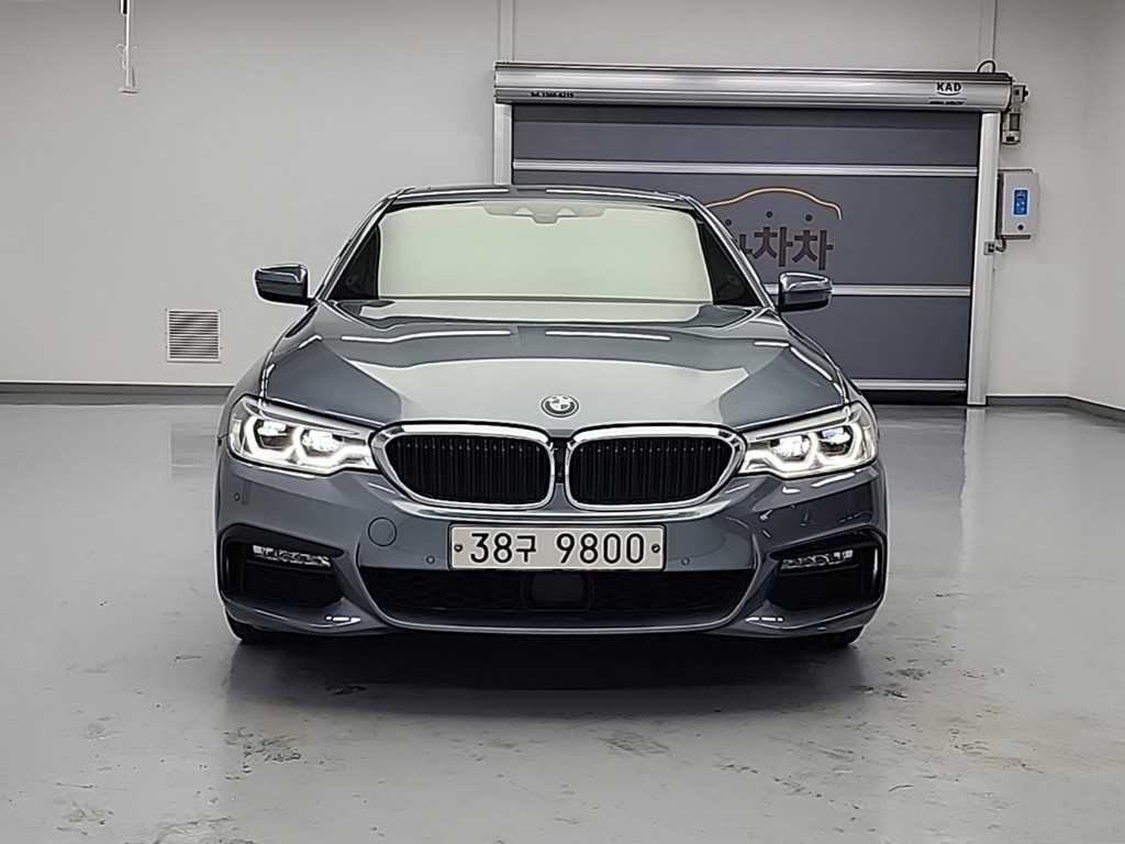 BMW 5시리즈(7세대) 530i xDrive M스포츠팩 플러스 - 이미지 19