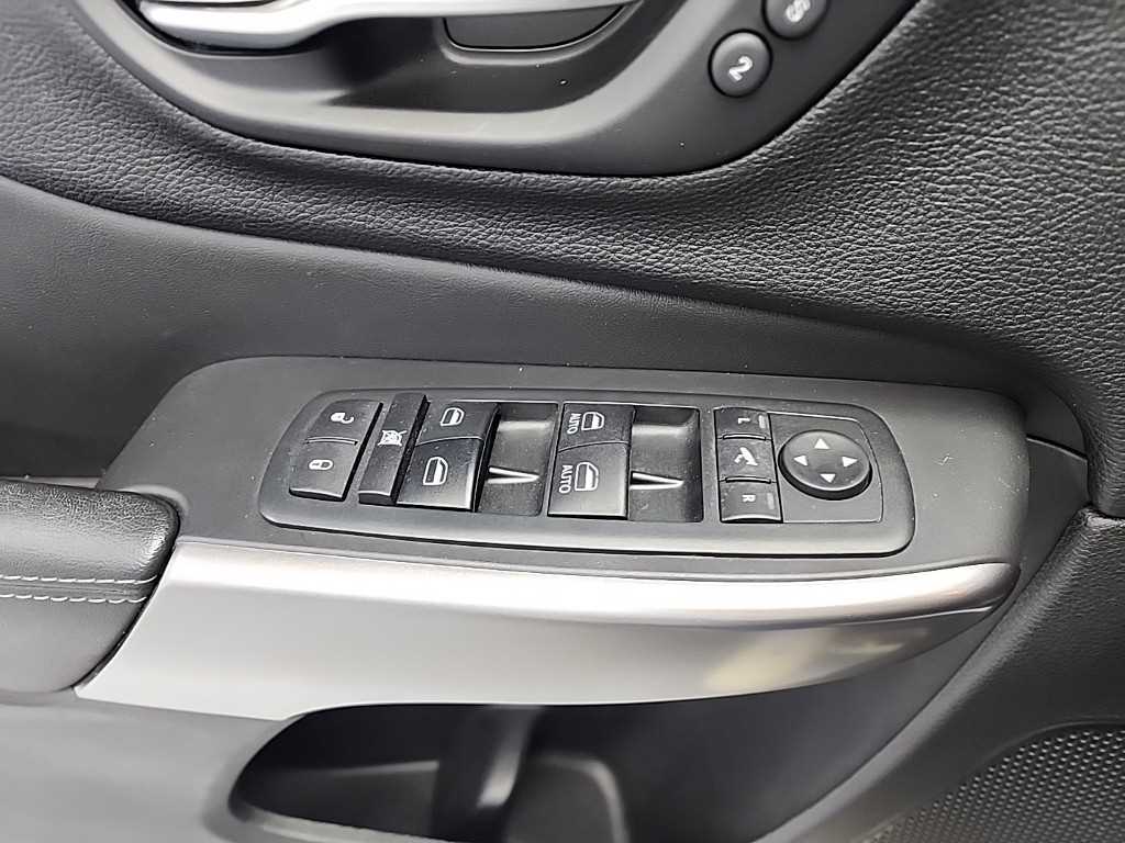 지프 체로키(KL) 2.4 리미티드 - 이미지 20