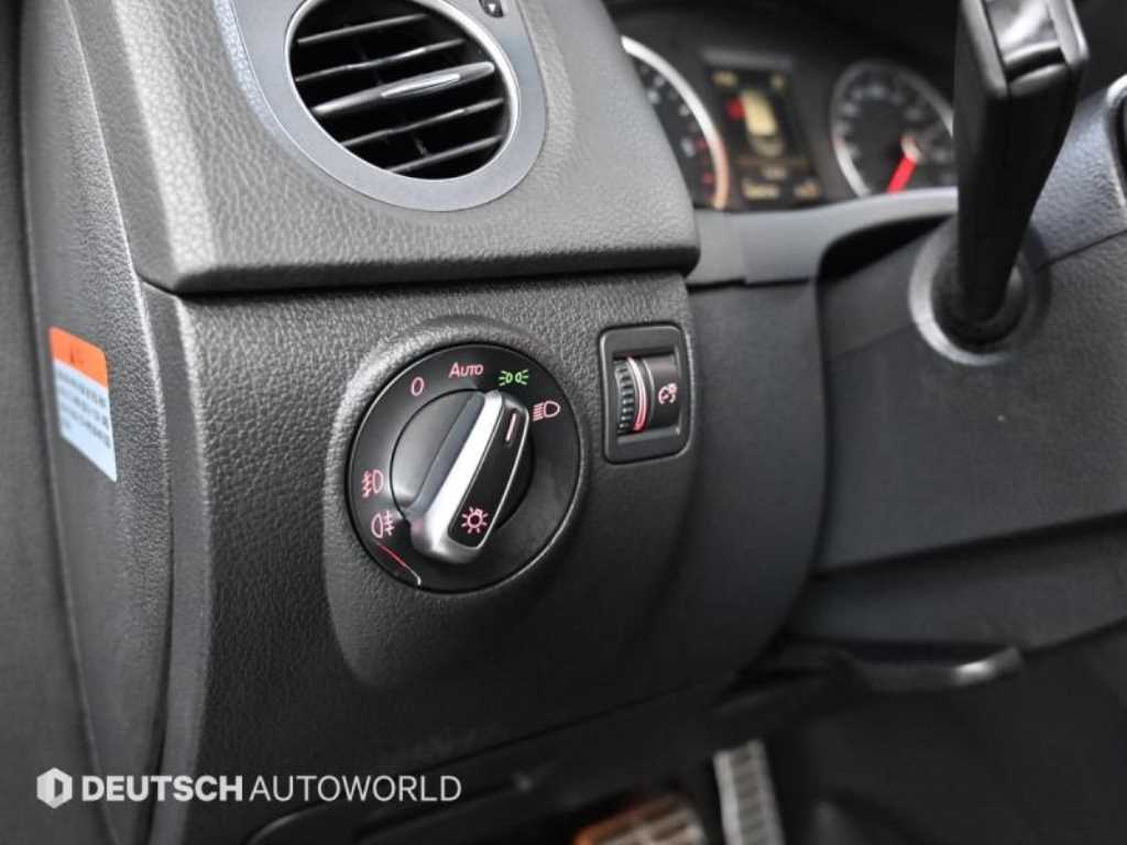 폭스바겐 티구안 2.0 TDI 블루모션 R라인 - 이미지 16