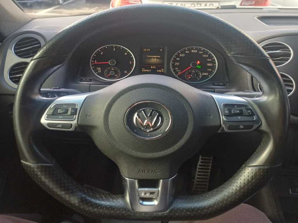 폭스바겐 티구안 2.0 TDI 블루모션 R라인 - 이미지 20