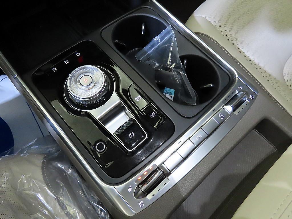 기아 더 뉴카니발(KA4) 9인승 가솔린 시그니처 - 이미지 19