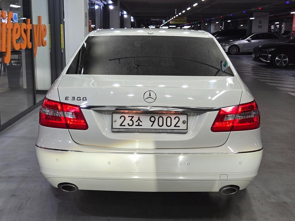 벤츠 E클래스(4세대) E300 엘레강스 - 이미지 7