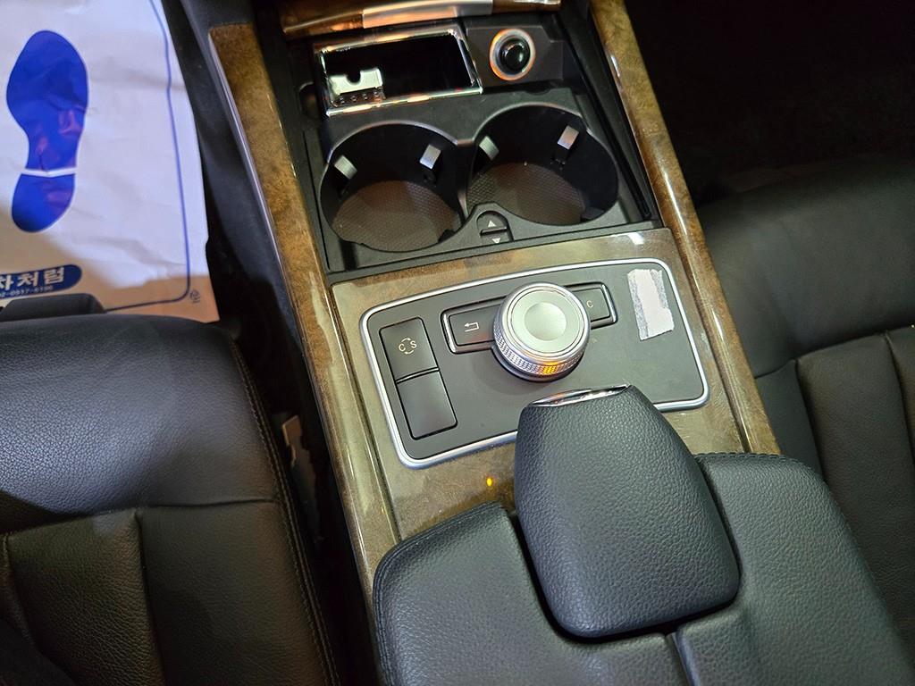 벤츠 E클래스(4세대) E300 엘레강스 - 이미지 4