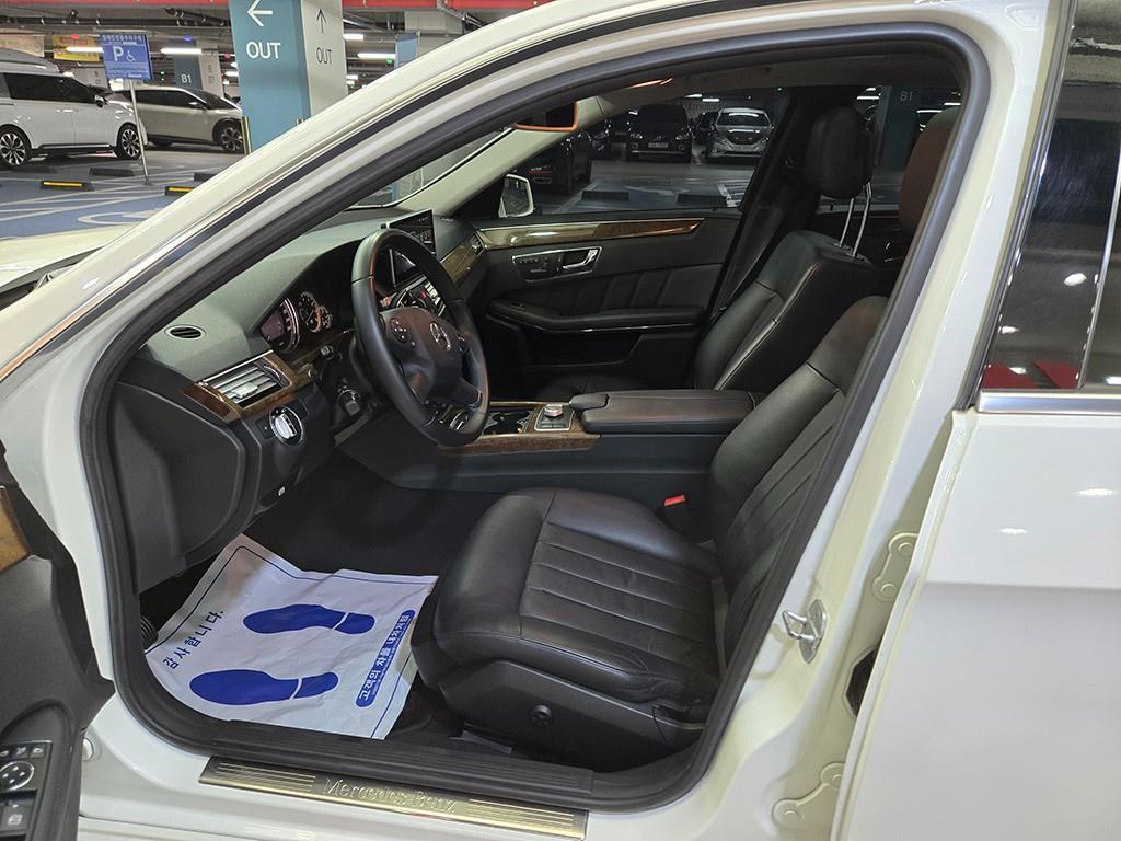 벤츠 E클래스(4세대) E300 엘레강스 - 이미지 11