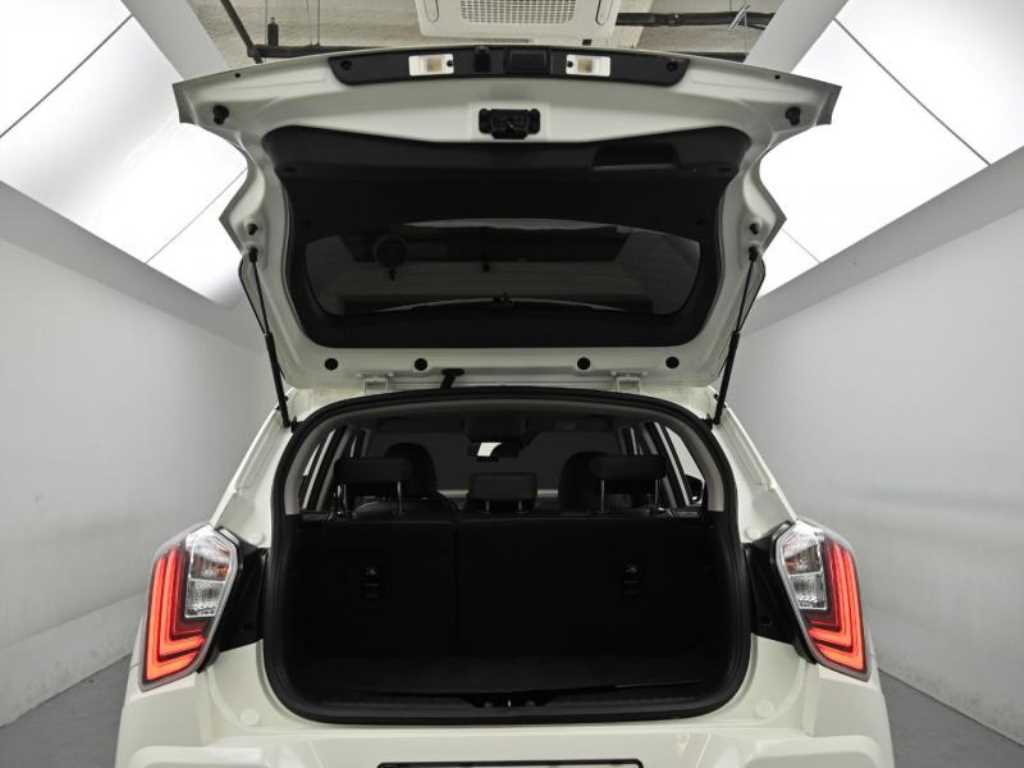 KG모빌리티(쌍용) 베리 뉴 티볼리 1.5 가솔린 2WD V3 - 이미지 5