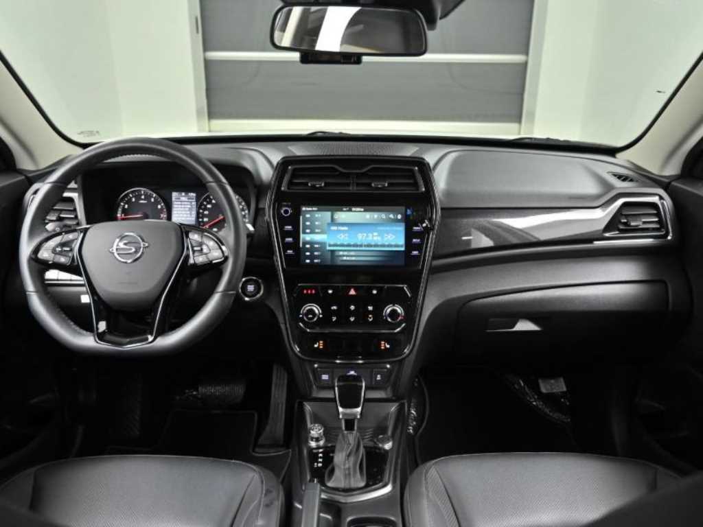 KG모빌리티(쌍용) 베리 뉴 티볼리 1.5 가솔린 2WD V3 - 이미지 11