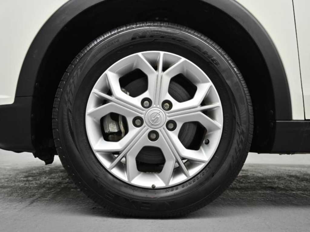 KG모빌리티(쌍용) 베리 뉴 티볼리 1.5 가솔린 2WD V3 - 이미지 18