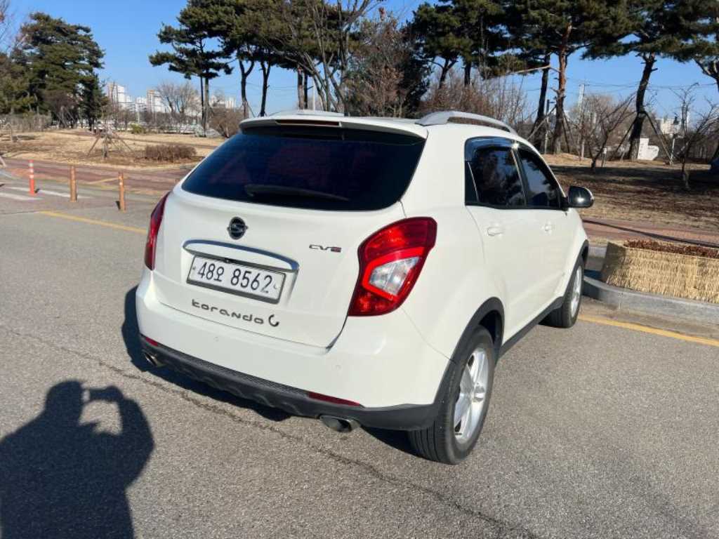 KG모빌리티(쌍용) 뉴 코란도C 2.0 AWD CVT 고급형 - 이미지 19
