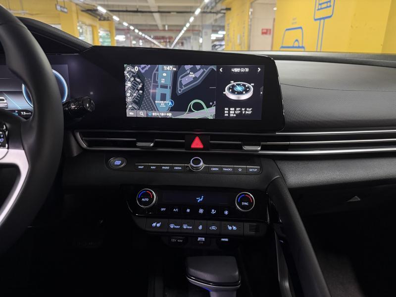 현대 아반떼(CN7) 1.6 가솔린 인스퍼레이션 - 이미지 6