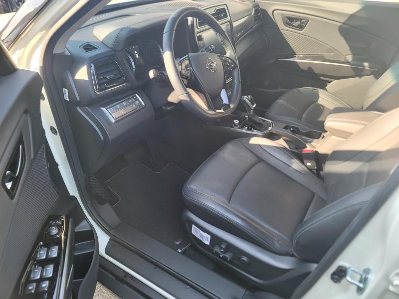 KG모빌리티(쌍용) 베리 뉴 티볼리 1.5 가솔린 2WD V3 - 이미지 9