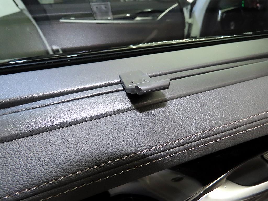 BMW 5시리즈(7세대) 530i xDrive M 스포츠팩 - 이미지 13