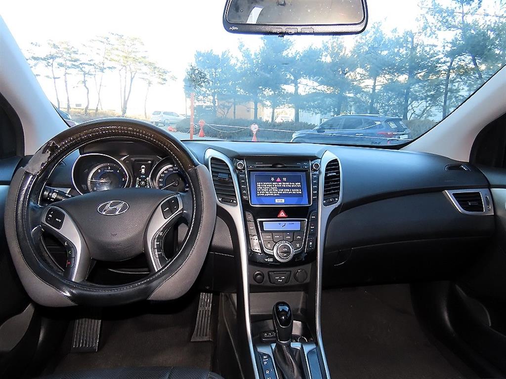 현대 신형 i30 1.6 VGT PYL - 이미지 8
