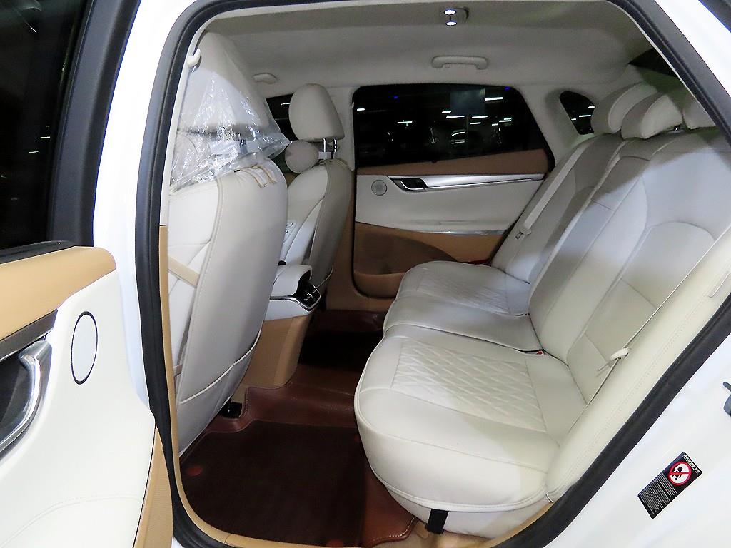 현대 더 뉴그랜저IG 하이브리드 2.4 HEV 익스클루시브 - 이미지 6