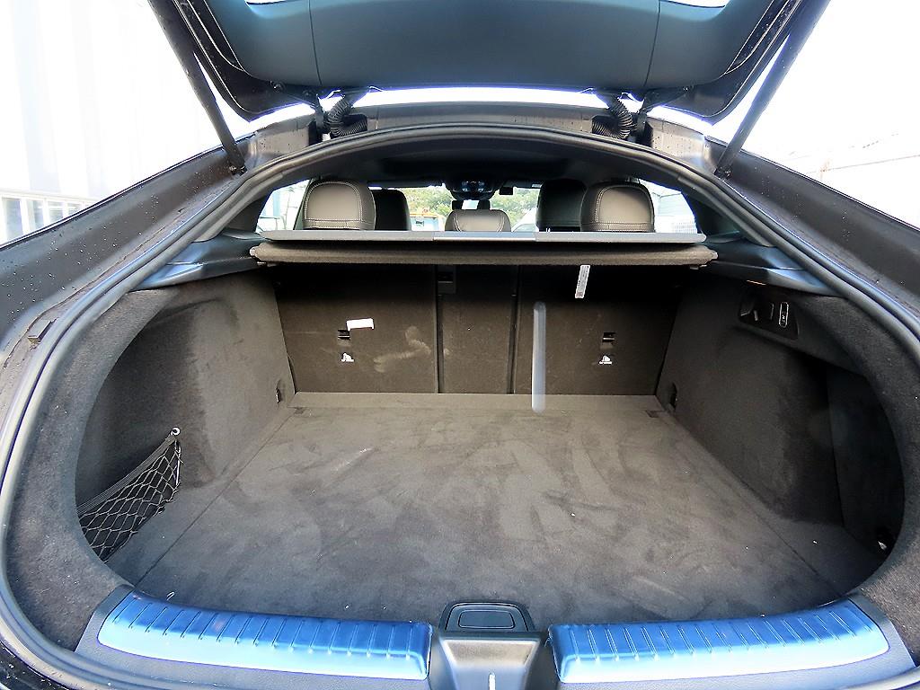 벤츠 GLE클래스(4세대) GLE 53 AMG 4매틱+ 쿠페 - 이미지 8