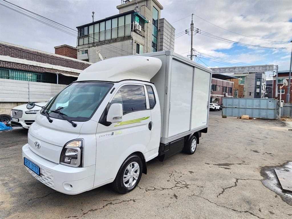 현대 포터II 일렉트릭 내장탑차 하이 - 이미지 4