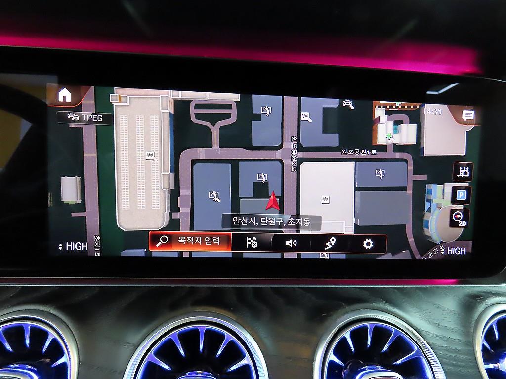 벤츠 E클래스(5세대) E220d 4매틱 AMG 라인 - 이미지 3