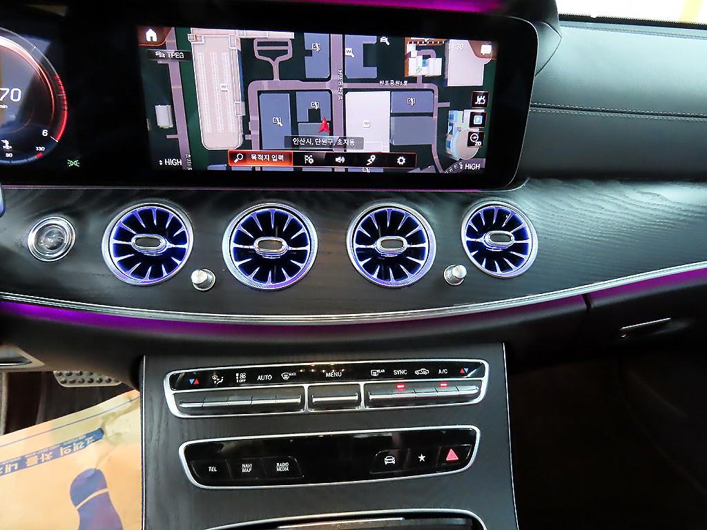 벤츠 E클래스(5세대) E220d 4매틱 AMG 라인 - 이미지 5