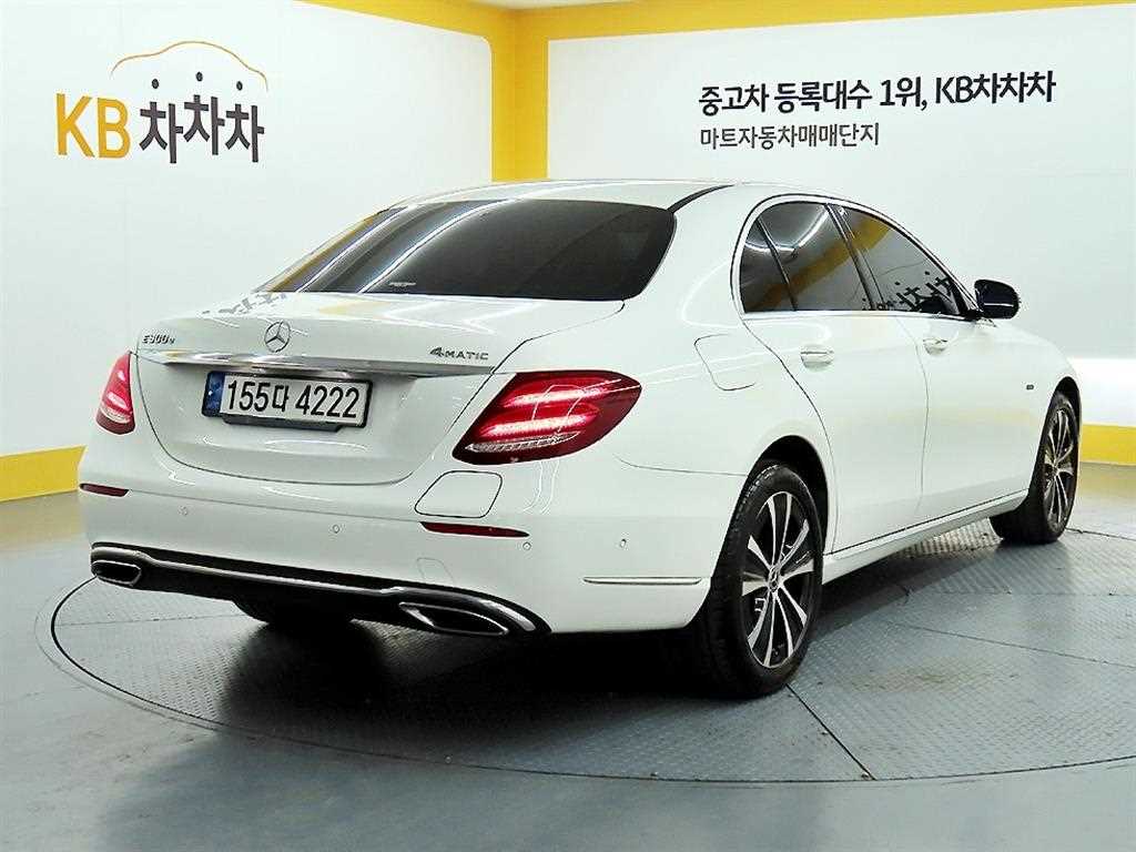 벤츠 E클래스(5세대) E300e 4매틱 익스클루시브 - 이미지 20