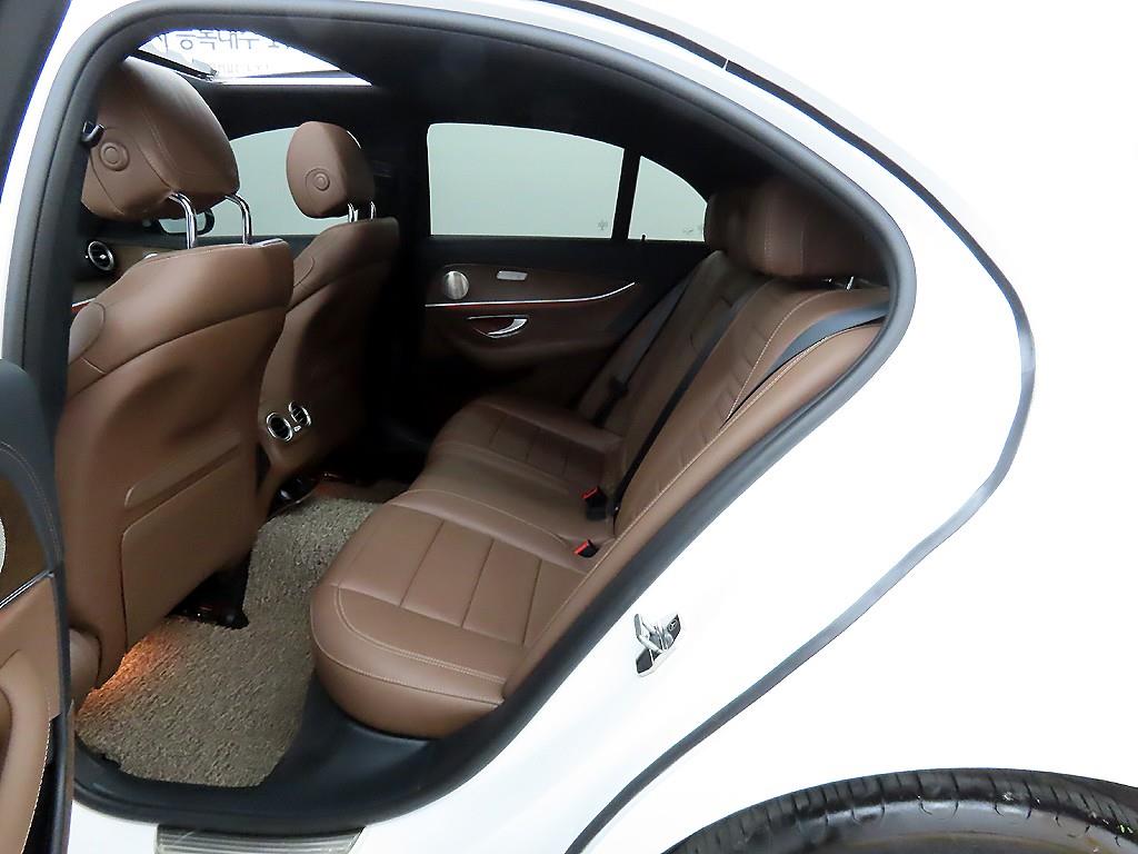 벤츠 E클래스(5세대) E250 익스클루시브 - 이미지 16