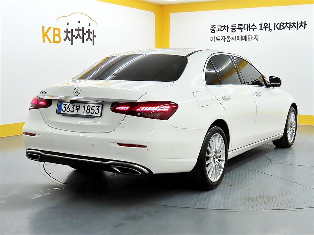 벤츠 E클래스(5세대) E250 익스클루시브 - 이미지 15