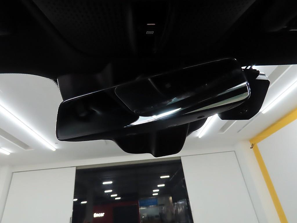 벤츠 E클래스(5세대) E450 4매틱 익스클루시브 - 이미지 11