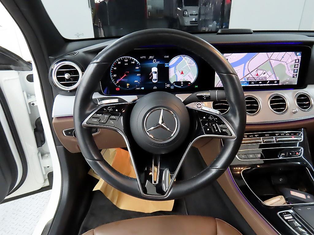 벤츠 E클래스(5세대) E250 아방가르드 - 이미지 4