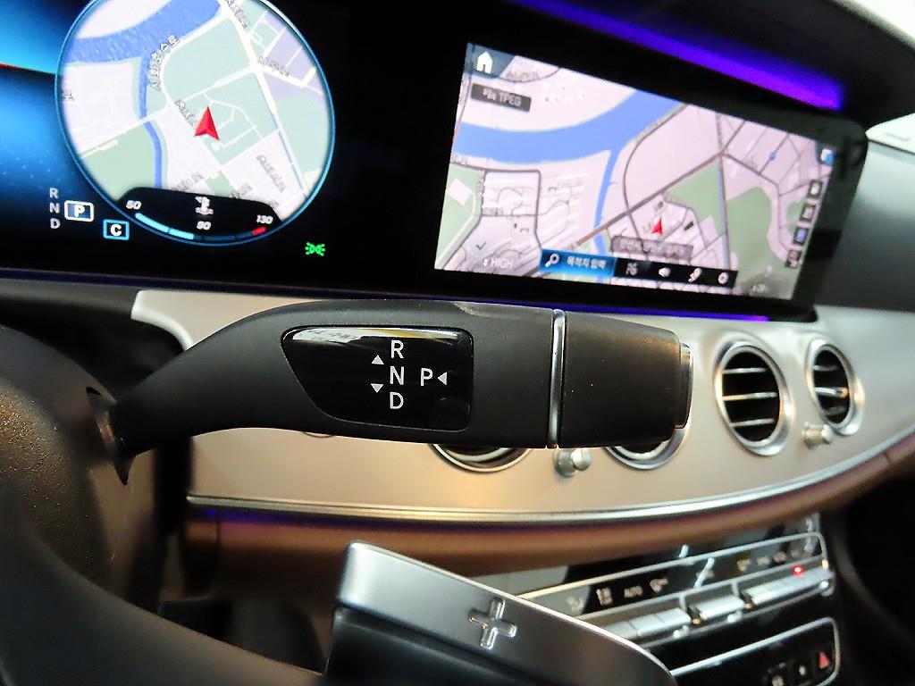 벤츠 E클래스(5세대) E250 아방가르드 - 이미지 11