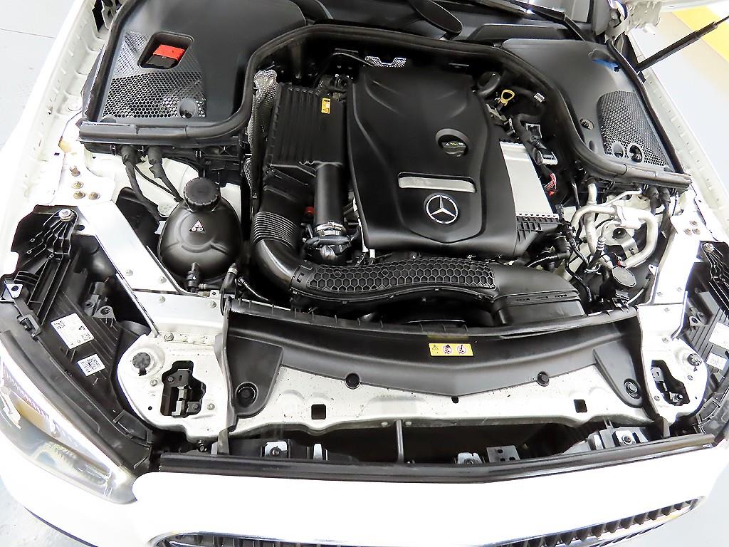 벤츠 E클래스(5세대) E250 아방가르드 - 이미지 17