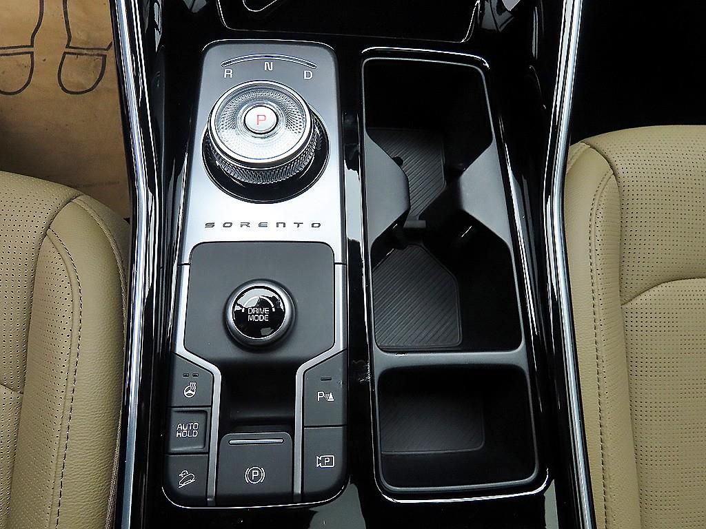 기아 더 뉴쏘렌토 하이브리드(MQ4) 1.6 HEV 2WD 시그니처 - 이미지 4