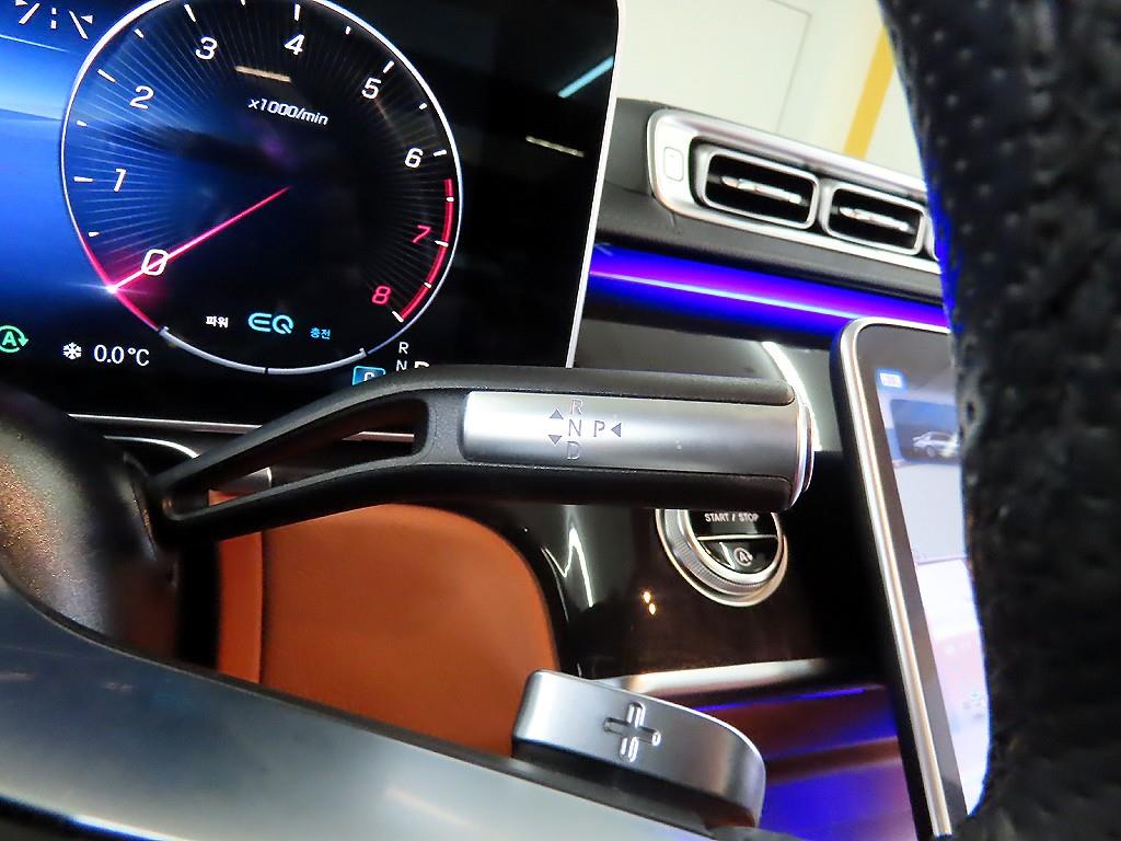 벤츠 S클래스(7세대) S500L 4매틱 - 이미지 17