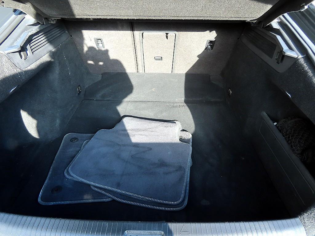 폭스바겐 아테온 2.0 TDI 엘레강스 프레스티지 - 이미지 18