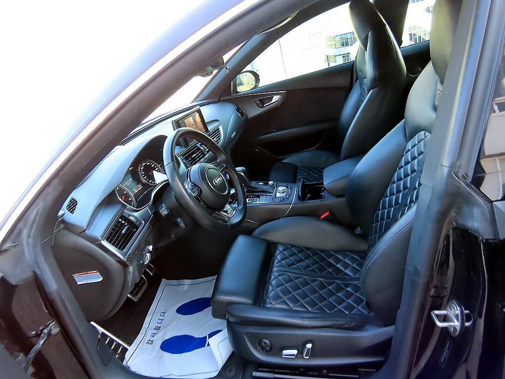 아우디 A7 50 TDI 콰트로 - 이미지 13