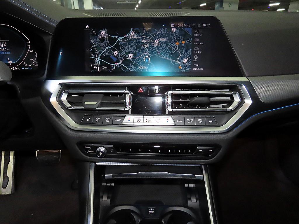 BMW 3시리즈(7세대) 330e M 스포츠 팩 - 이미지 14