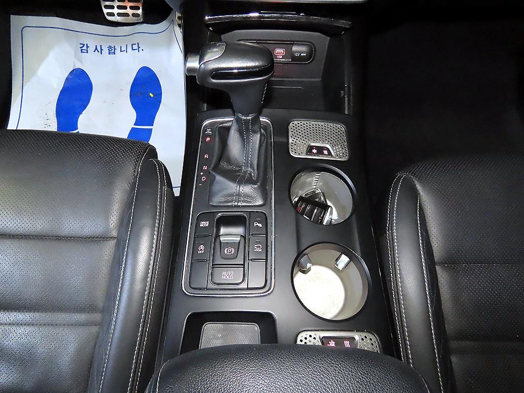 기아 더 뉴쏘렌토 디젤 R2.2 2WD 노블레스 스페셜 - 이미지 11