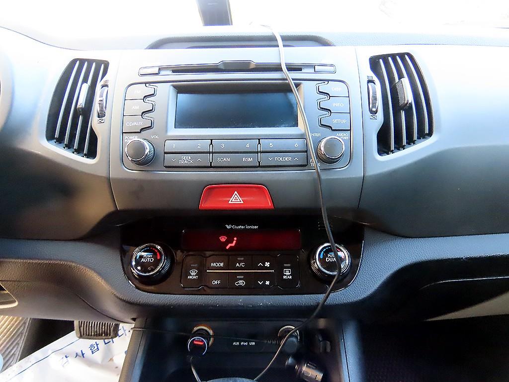 기아 스포티지 R 디젤 R2.0 2WD TLX 고급형 - 이미지 3