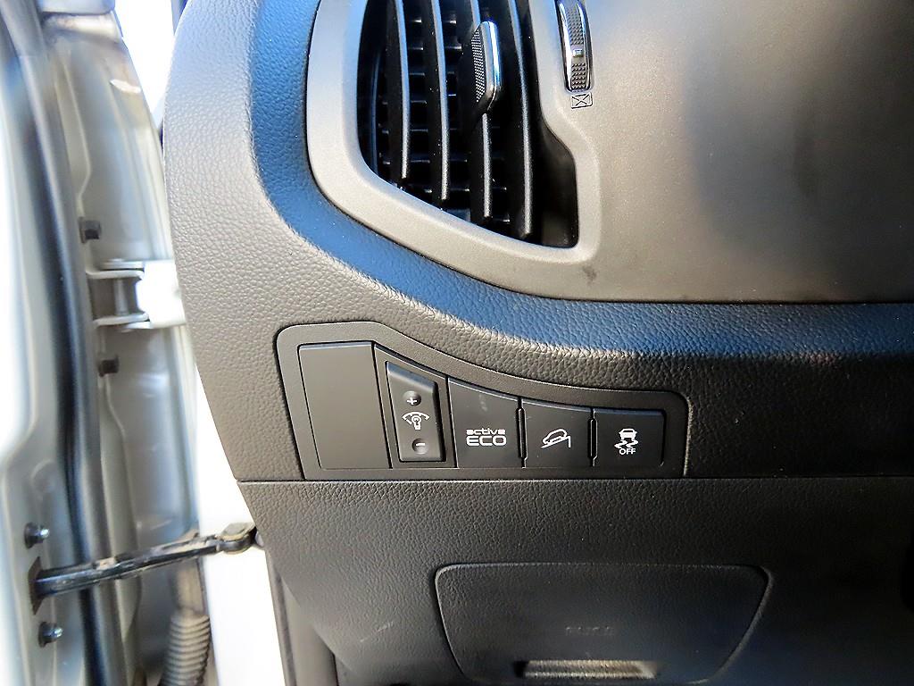 기아 스포티지 R 디젤 R2.0 2WD TLX 고급형 - 이미지 6