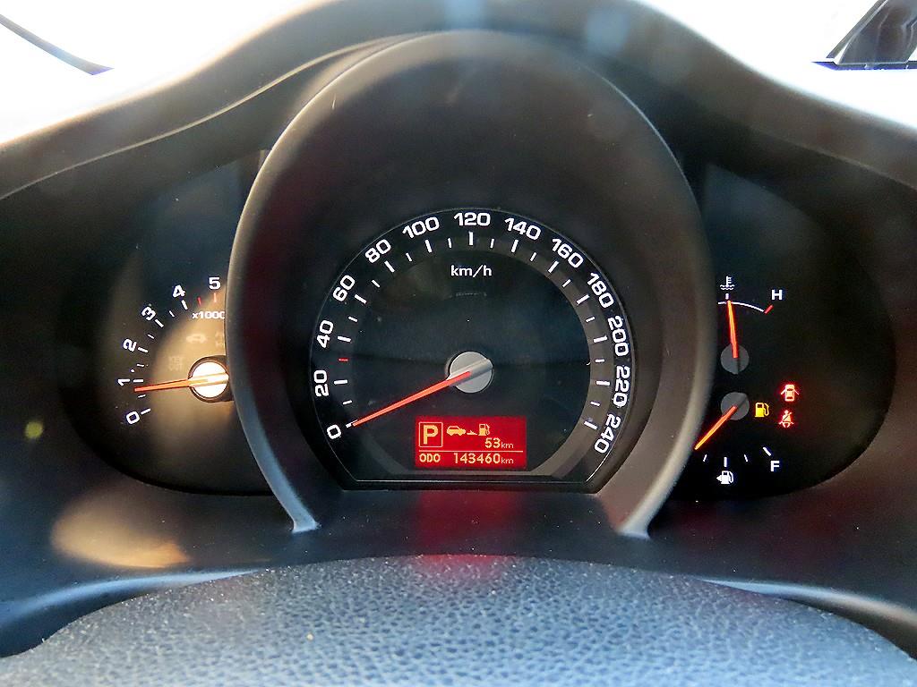 기아 스포티지 R 디젤 R2.0 2WD TLX 고급형 - 이미지 8