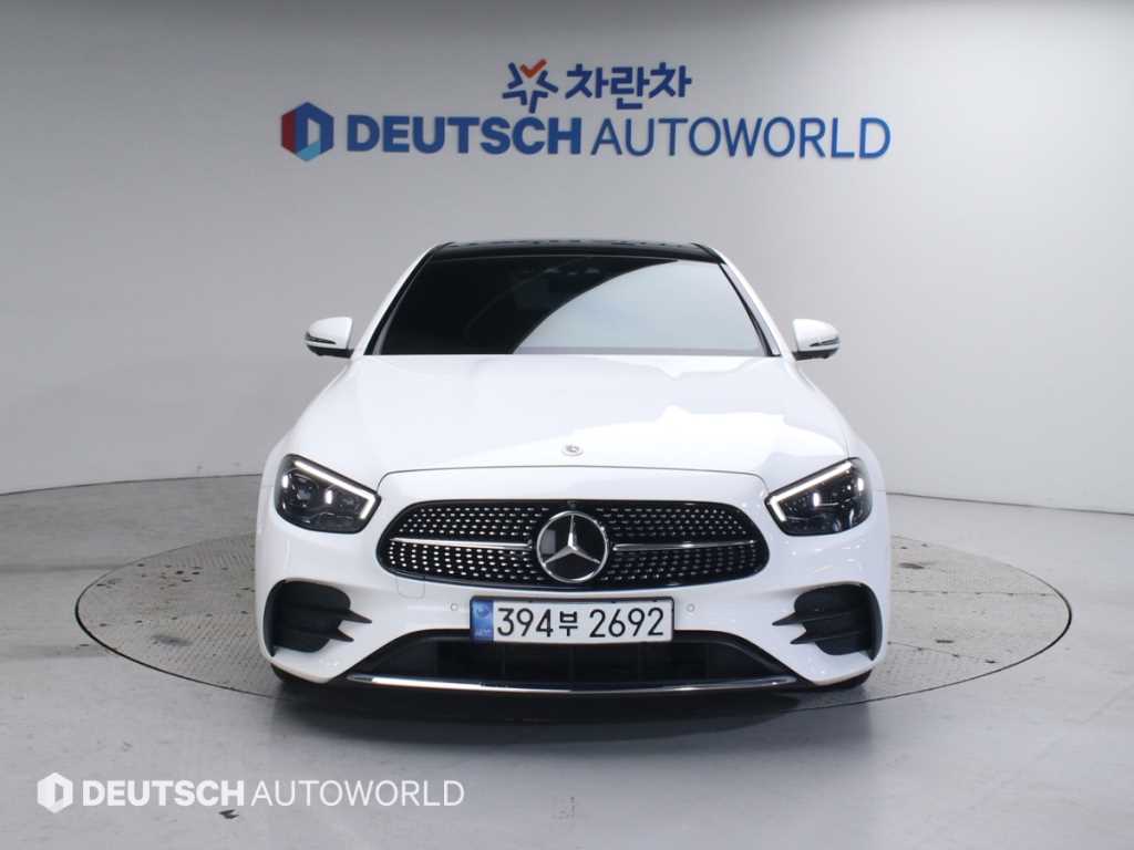 벤츠 E클래스(5세대) E350 4매틱 AMG 라인 - 이미지 18