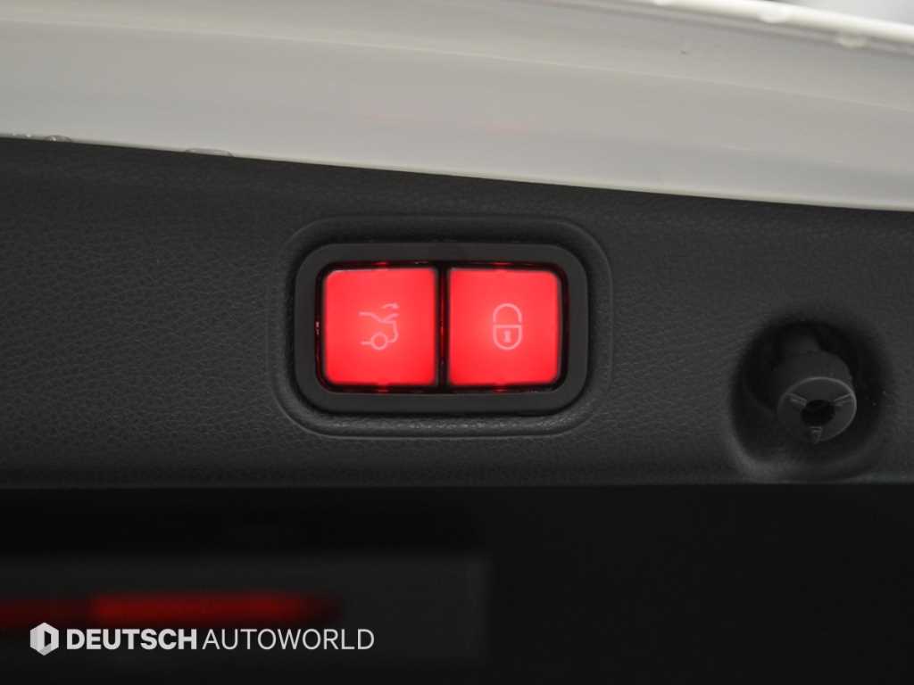 벤츠 E클래스(5세대) E350 4매틱 AMG 라인 - 이미지 12