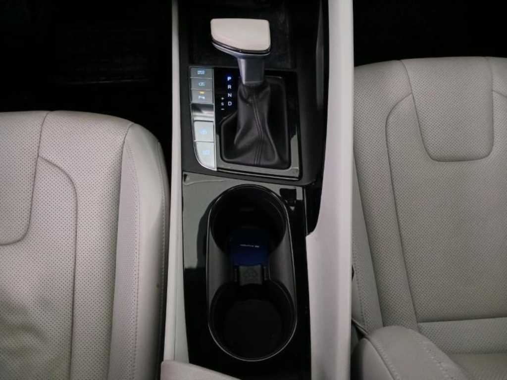 현대 아반떼(CN7) 1.6 가솔린 인스퍼레이션 - 이미지 11