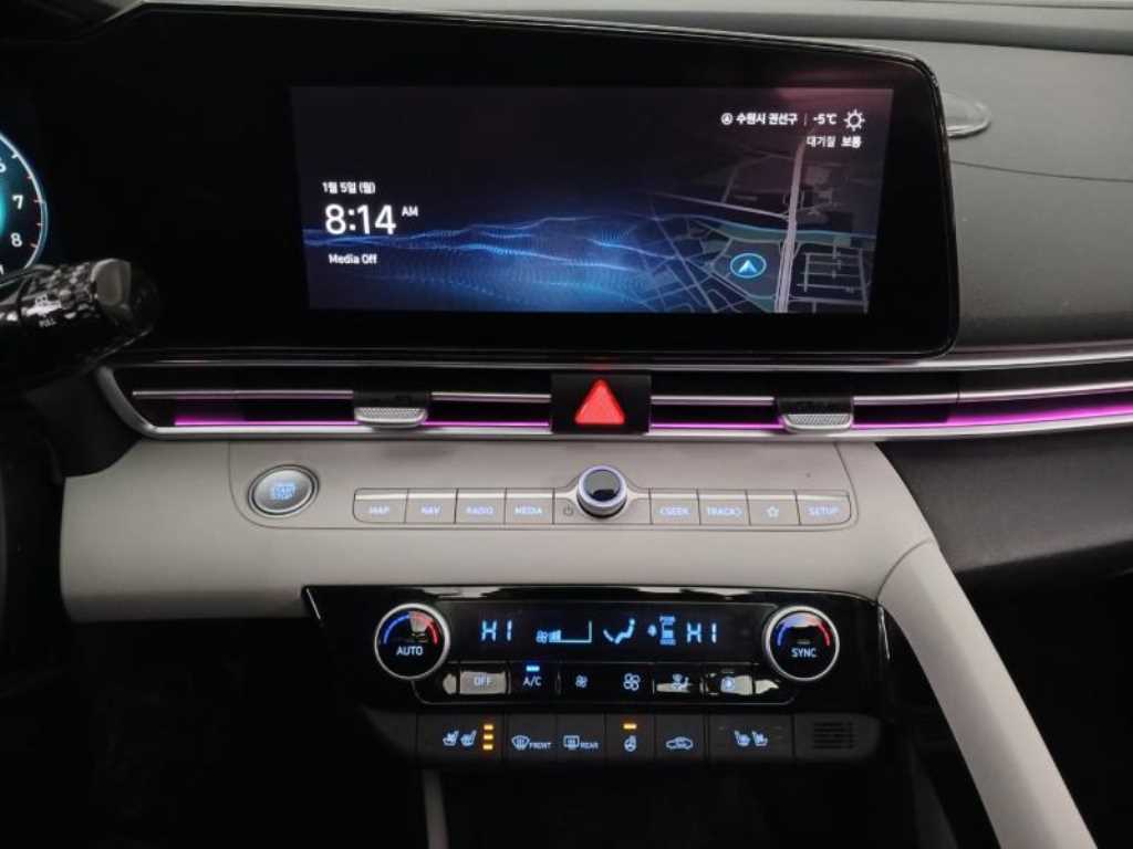 현대 아반떼(CN7) 1.6 가솔린 인스퍼레이션 - 이미지 13