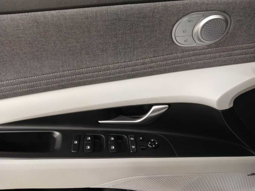 현대 아반떼(CN7) 1.6 가솔린 인스퍼레이션 - 이미지 10