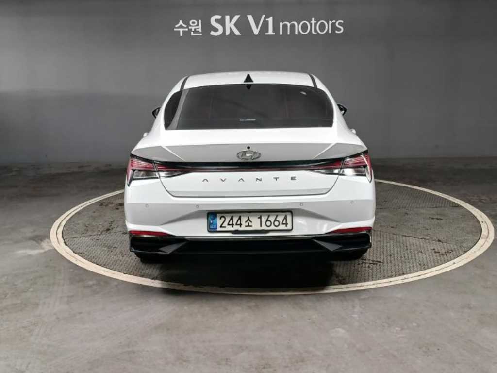 현대 아반떼(CN7) 1.6 가솔린 인스퍼레이션 - 이미지 19