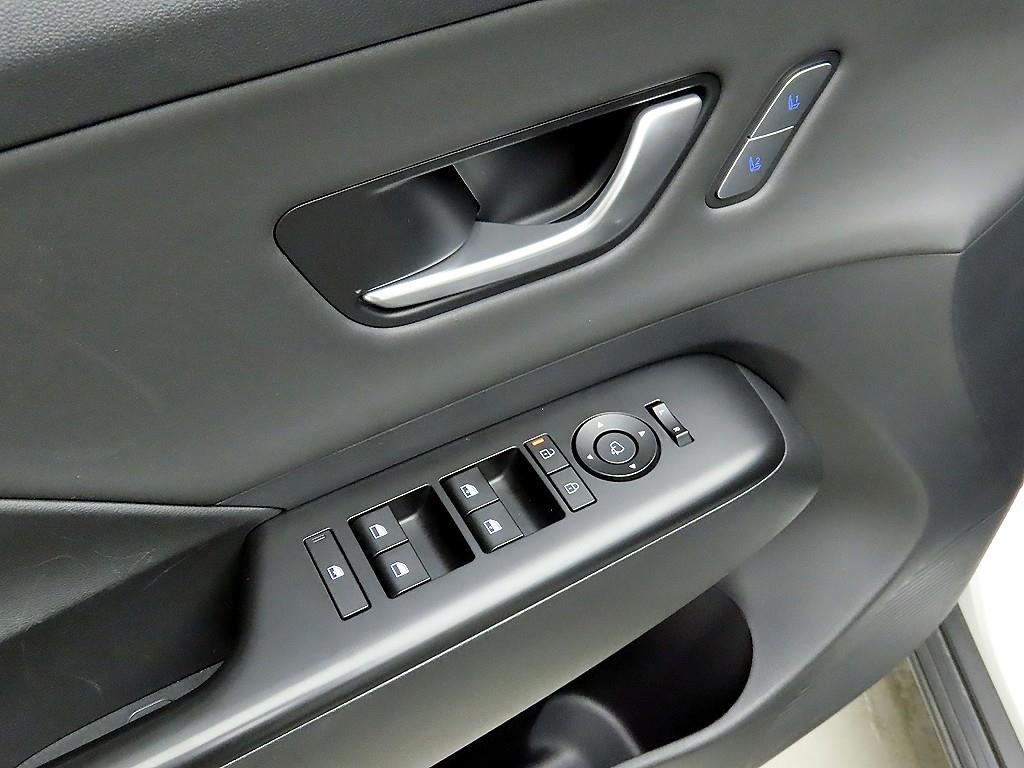 현대 디 올뉴코나 1.6 가솔린 터보 2WD 프리미엄 - 이미지 4