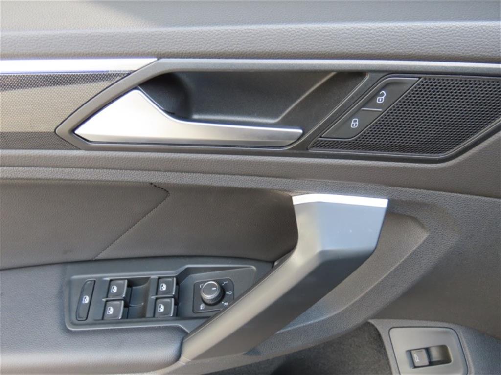 폭스바겐 티구안(2세대) 2.0 TDI 4모션 프레스티지 - 이미지 5