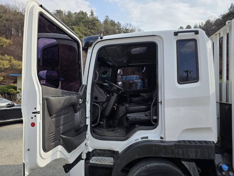 현대 메가트럭 4.5톤 장축 - 이미지 16