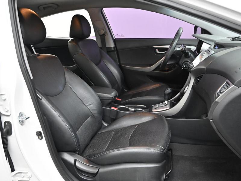 현대 아반떼MD M16 GDi 럭셔리 - 이미지 12