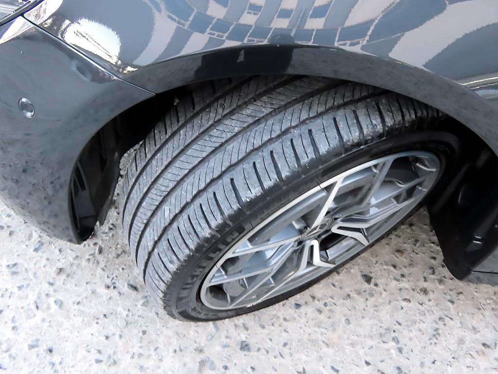 벤츠 E클래스(5세대) E220d 4매틱 AMG 라인 - 이미지 4