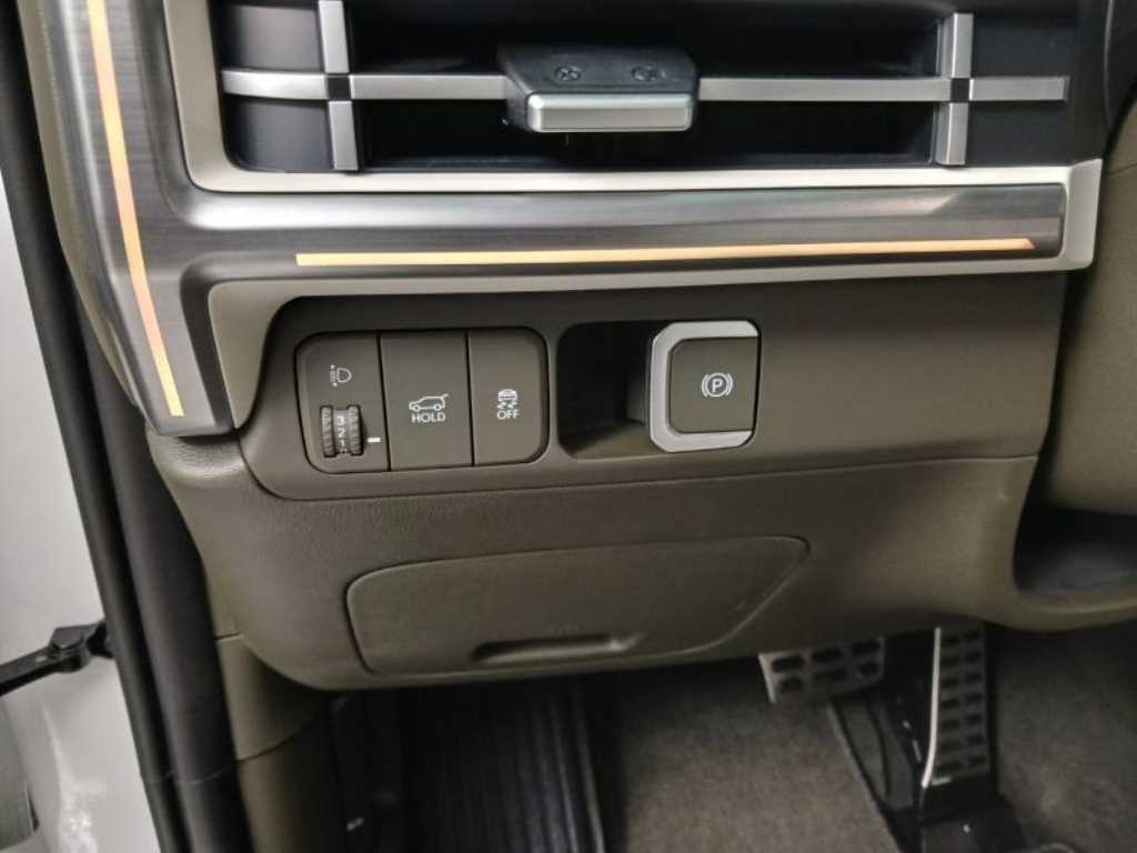 현대 디 올뉴싼타페 하이브리드 1.6 HEV 2WD 캘리그래피 - 이미지 13