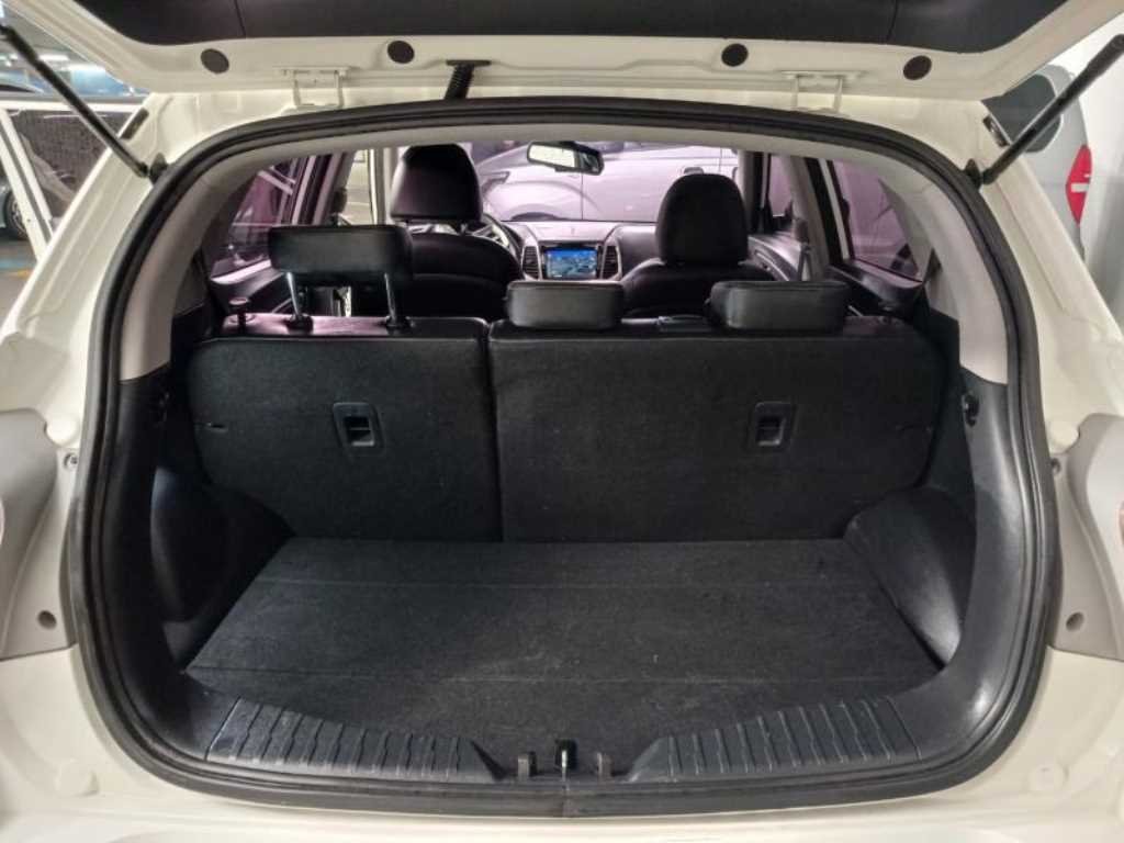 제네시스 티볼리 디젤 2WD VX